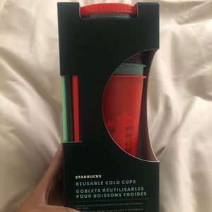 BNWT Cold cup 2020 Starbucks Xmas set
